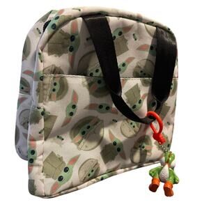 Insulated Star Wars The Mandalorian Grogu (Baby Yoda) lunch bag.